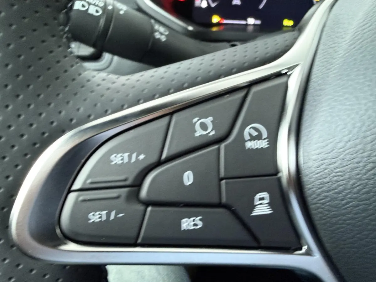 1.8 HEV Instyle | €3.000,- voorraadvoordeel! | Adaptive Cruise Control | Bekleding Leder | Climate Control | Elektrische Kofferklep | Elektrische Stoelen | Google Navigatie | Panoramadak |