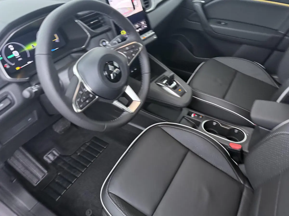1.8 HEV Instyle | €3.000,- voorraadvoordeel! | Adaptive Cruise Control | Bekleding Leder | Climate Control | Elektrische Kofferklep | Elektrische Stoelen | Google Navigatie | Panoramadak |