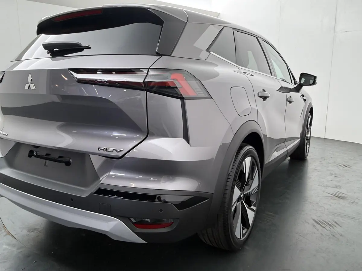1.8 HEV Instyle | €3.000,- voorraadvoordeel! | Adaptive Cruise Control | Bekleding Leder | Climate Control | Elektrische Kofferklep | Elektrische Stoelen | Google Navigatie | Panoramadak |