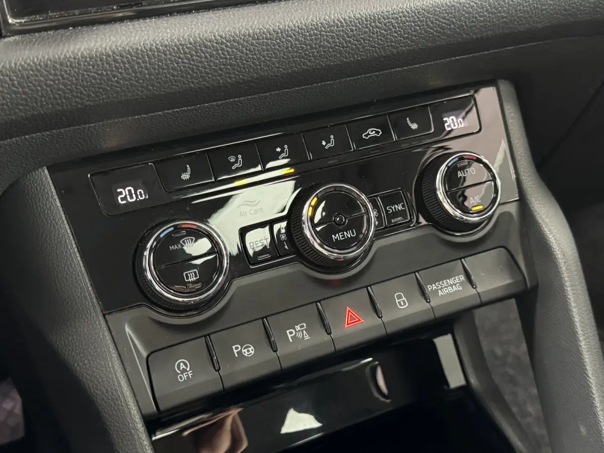 1.5 TSI Style Business PANO Trekhaak 360 camera Memory