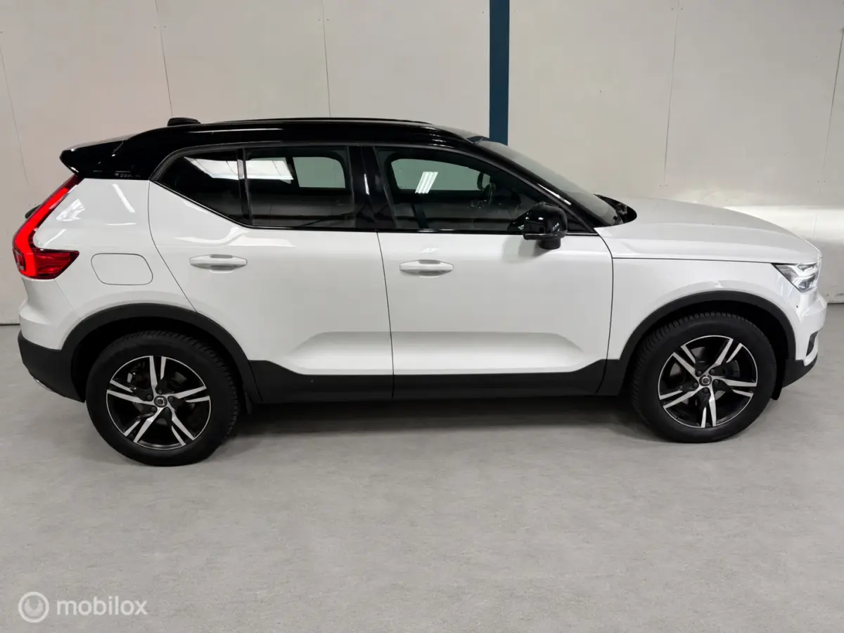 2.0 T4 AWD R-Design AUTOMAAT / CARPLAY