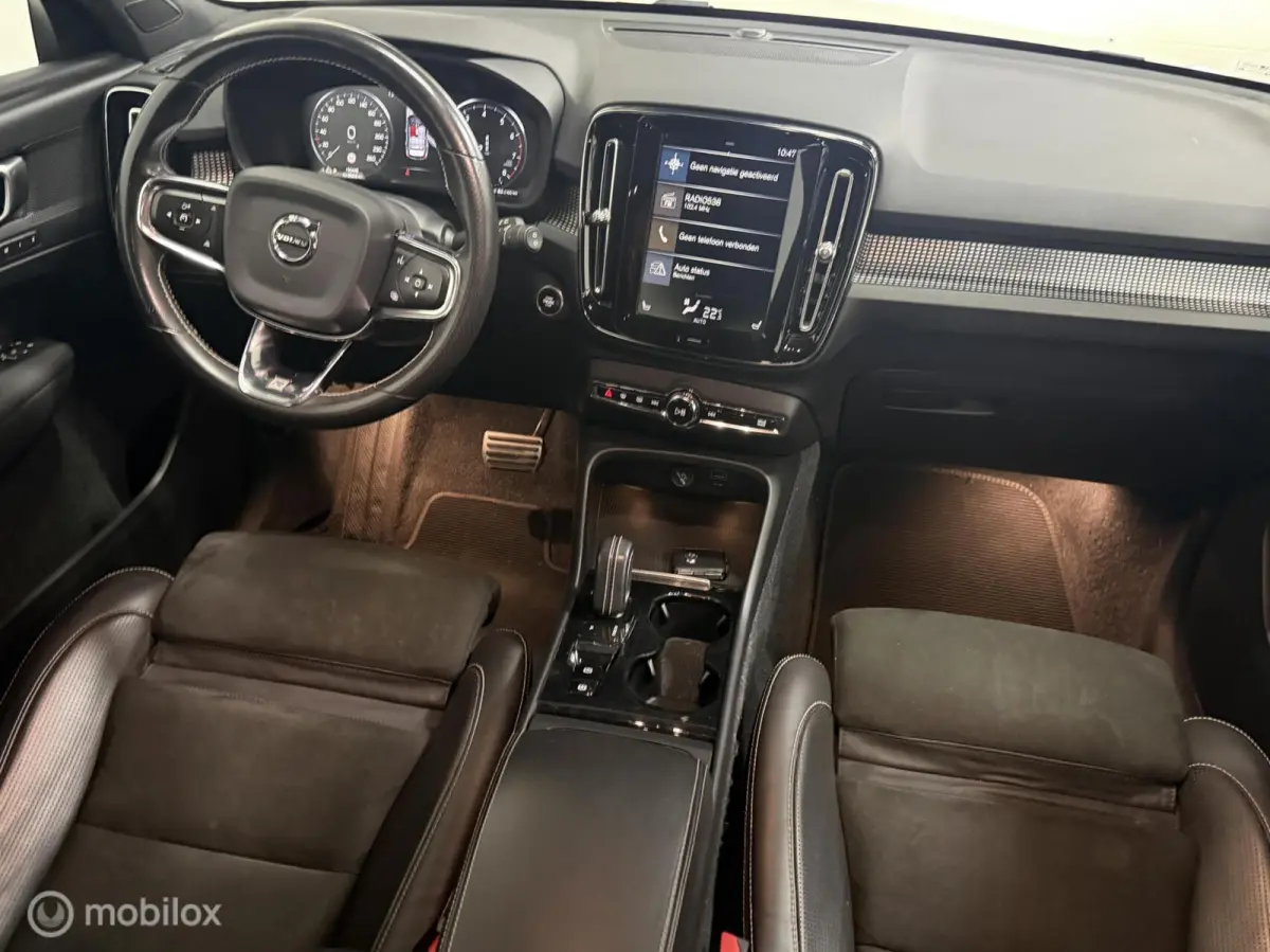 2.0 T4 AWD R-Design AUTOMAAT / CARPLAY
