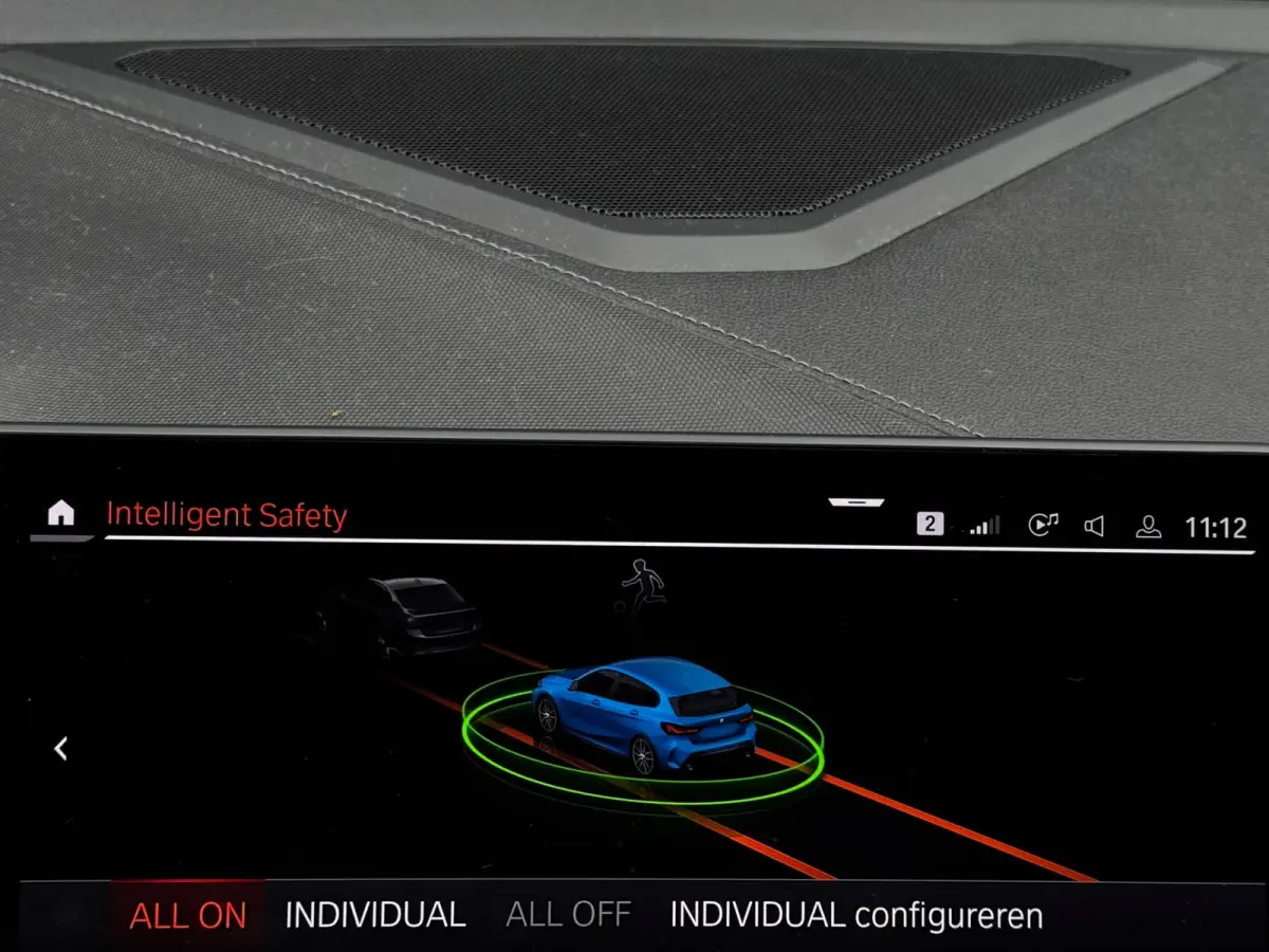 118i 140PK Automaat M-Sport Shadow Pano Head-UP Camera