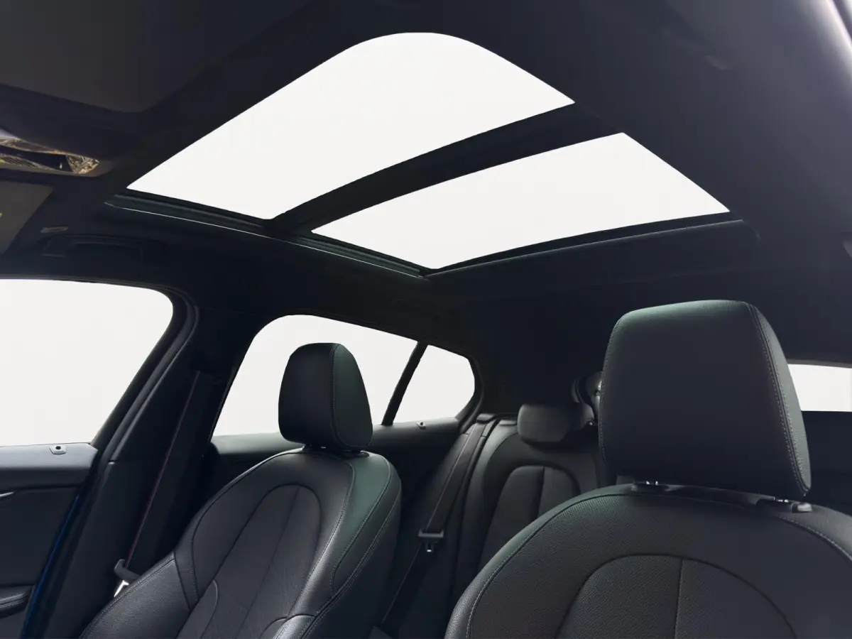 118i 140PK Automaat M-Sport Shadow Pano Head-UP Camera