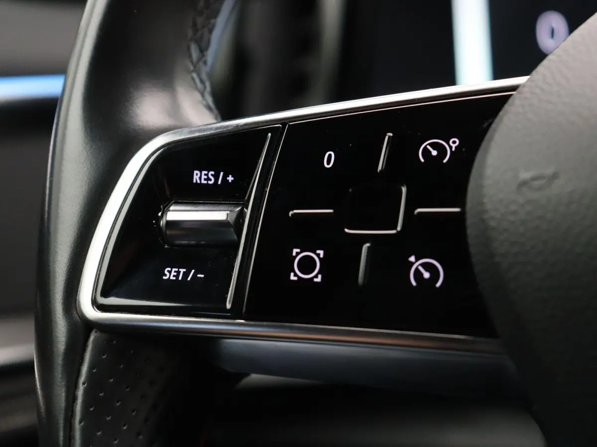 mild hybrid 130pk Techno | Trekhaak | Voorruitverwarming | Stoelverwarming | Elektrische stoel met geheugen |