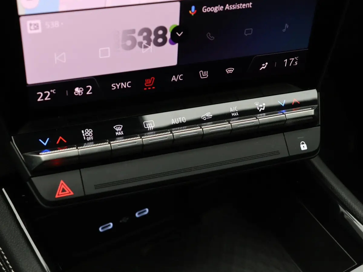 mild hybrid 130pk Techno | Trekhaak | Voorruitverwarming | Stoelverwarming | Elektrische stoel met geheugen |