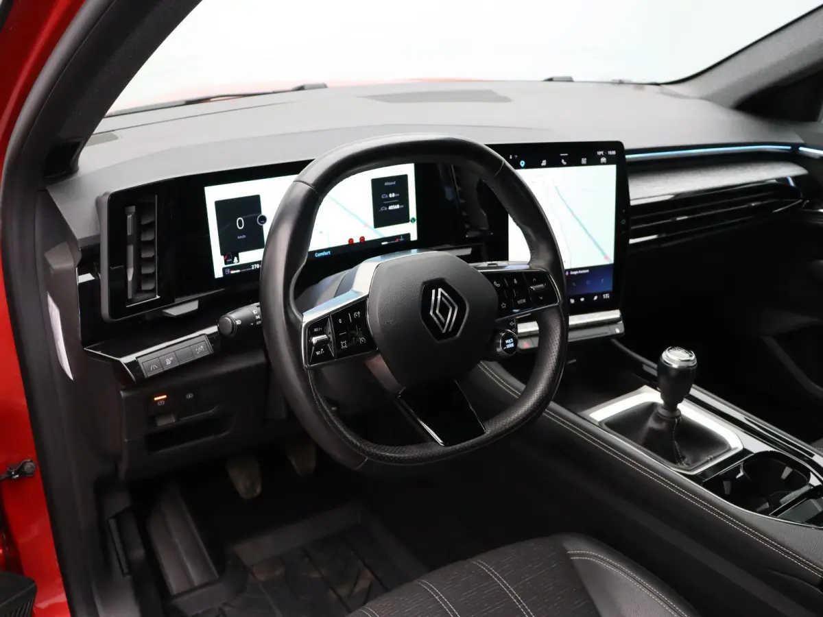 mild hybrid 130pk Techno | Trekhaak | Voorruitverwarming | Stoelverwarming | Elektrische stoel met geheugen |