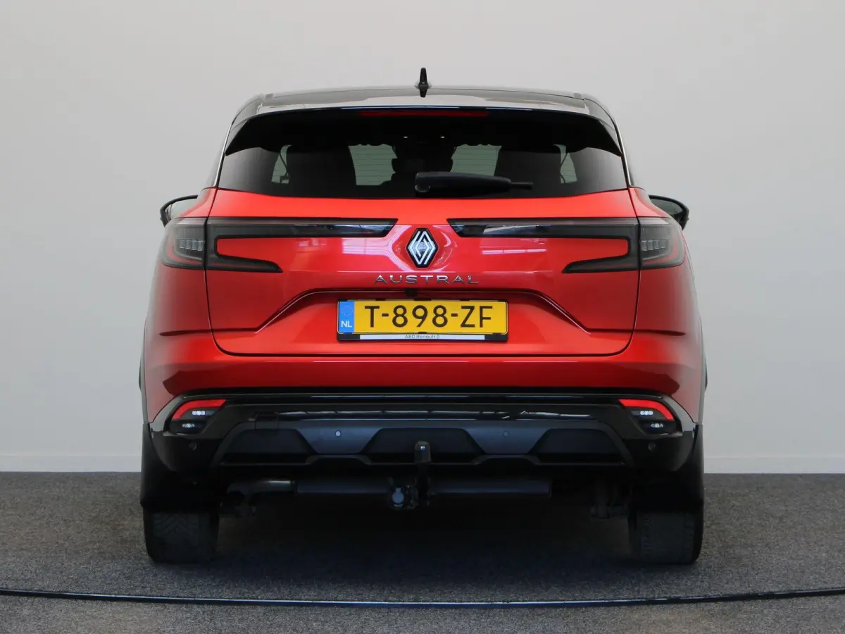 mild hybrid 130pk Techno | Trekhaak | Voorruitverwarming | Stoelverwarming | Elektrische stoel met geheugen |