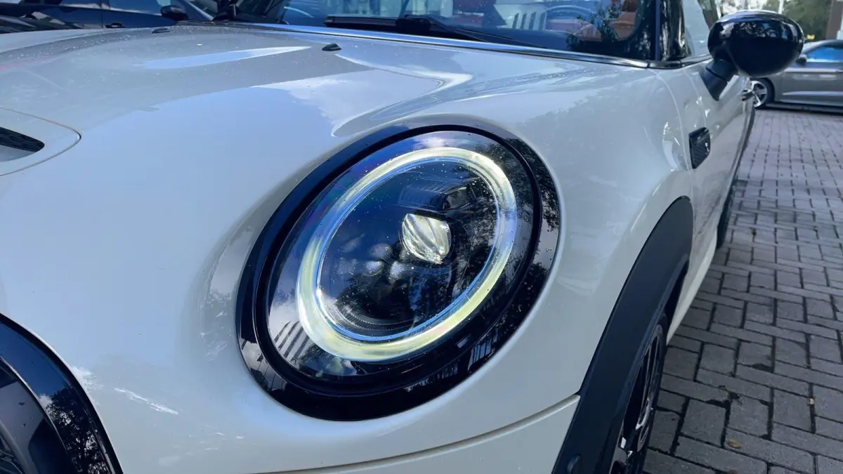 2.0 S John Cooper Works 178 PK | Automaat | Connected Navigation Plus | Head-up display | Navigatiesysteem | Apple Carplay/Android Auto | Draadloze telefoonlader | Leder |