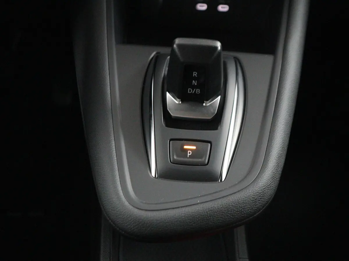1.8 HEV AT Instyle | € 3.000 Korting! | 360º Camera | Adaptive Cruise Control | Bekleding Leder | Climate Control | Elektrische Stoelen | Google Navigatie | Panoramadak | Stoel- en Stuurv