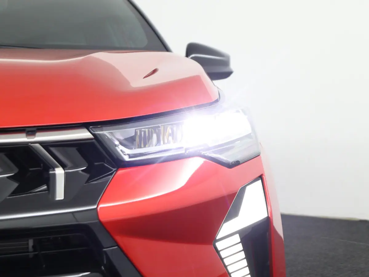 1.8 HEV AT Instyle | € 3.000 Korting! | 360º Camera | Adaptive Cruise Control | Bekleding Leder | Climate Control | Elektrische Stoelen | Google Navigatie | Panoramadak | Stoel- en Stuurv