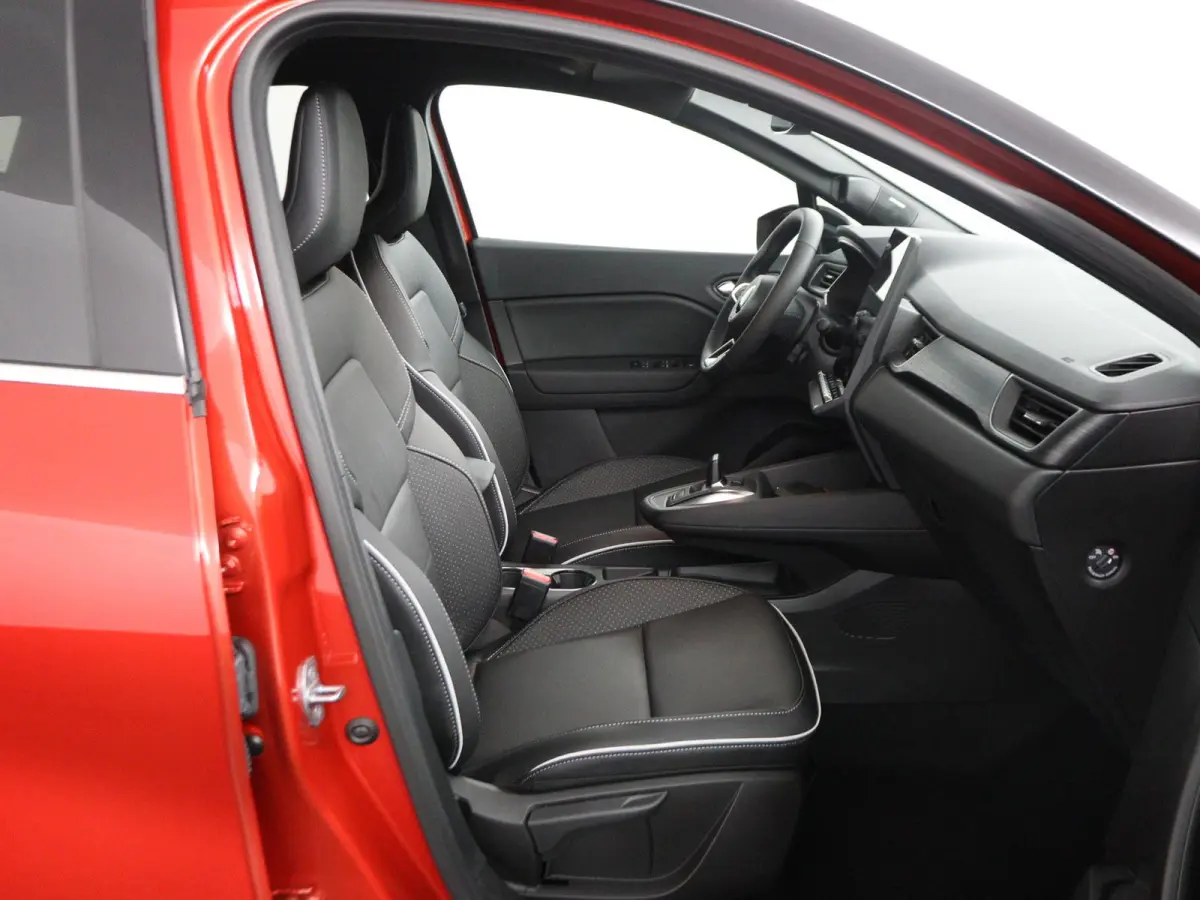 1.8 HEV AT Instyle | € 3.000 Korting! | 360º Camera | Adaptive Cruise Control | Bekleding Leder | Climate Control | Elektrische Stoelen | Google Navigatie | Panoramadak | Stoel- en Stuurv