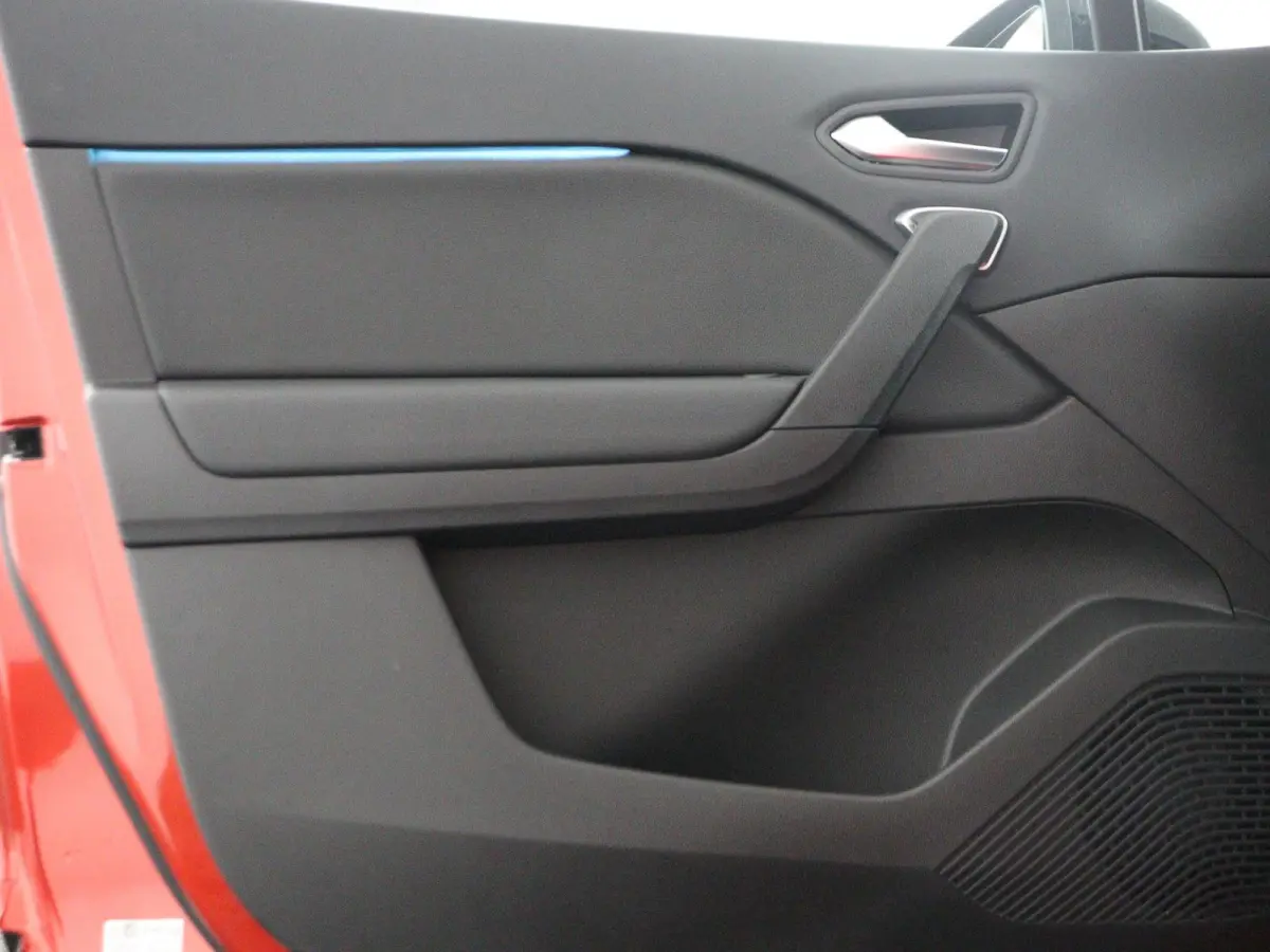 1.8 HEV AT Instyle | € 3.000 Korting! | 360º Camera | Adaptive Cruise Control | Bekleding Leder | Climate Control | Elektrische Stoelen | Google Navigatie | Panoramadak | Stoel- en Stuurv