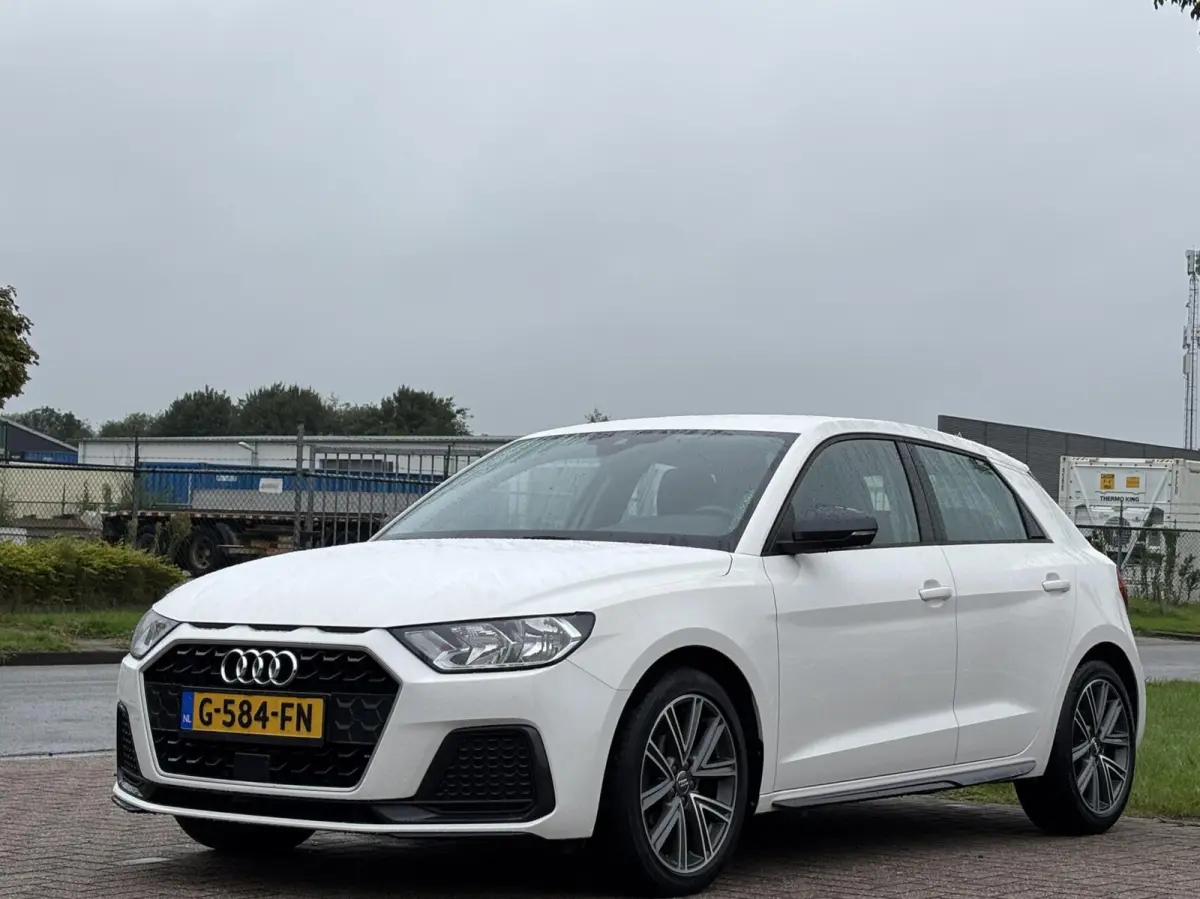 25 TFSI epic cruise apple carplay digitale dash