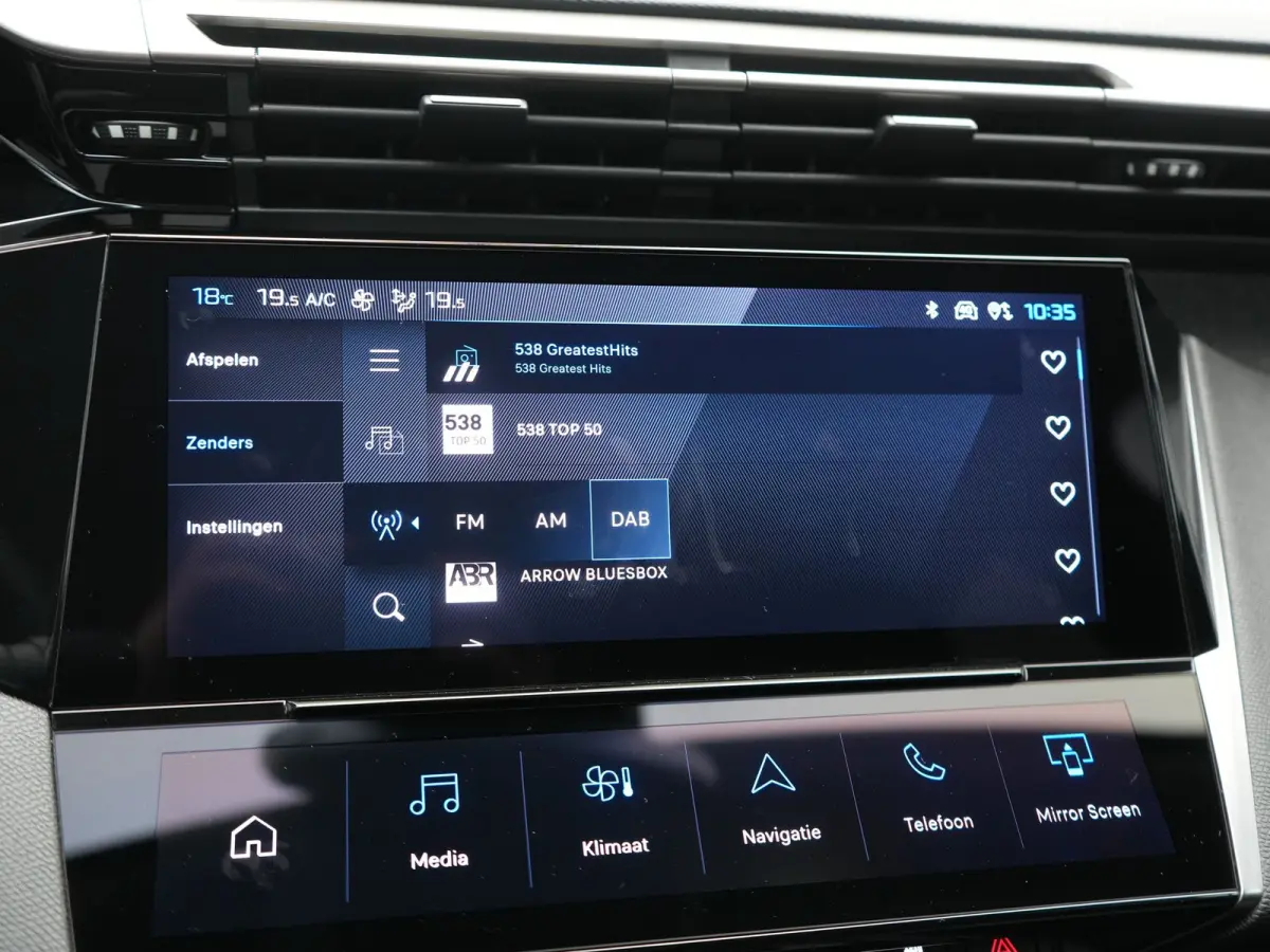 1.6 180 Allure PHEV 180pk Dealer O.H | Adaptive Cruise | 360 Camera | Sportstoelen & Stuur Verwarmd | Blis | Apple Carplay | Keyless | Navigatie | DAB | Virutal | 17"L.M | Plug In Hybrid