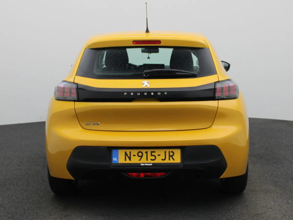 1.2 PureTech Active | Apple Carplay/Android Auto | Brake Assist System | Peugeot Connect SOS & Assistance | Elektronisch Stabiliteits Programma | Stuurwiel multifunctioneel