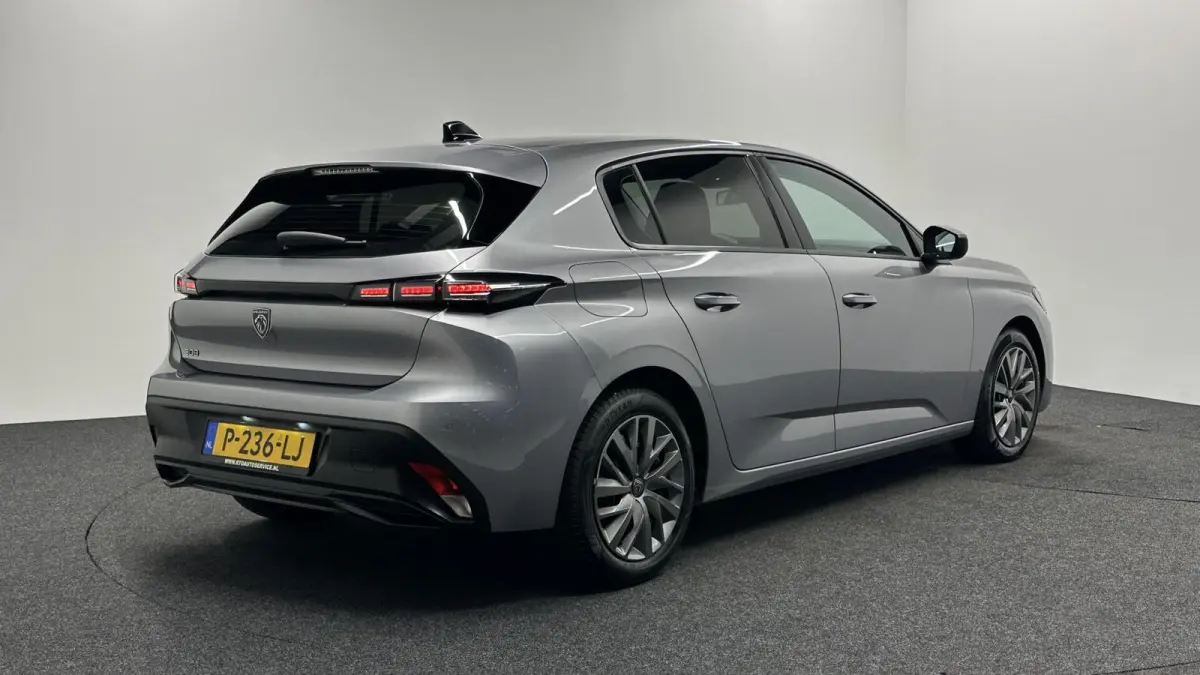 1.2 PureTech Active Pack Business CARPLAY NAVI CRUISE ECC.