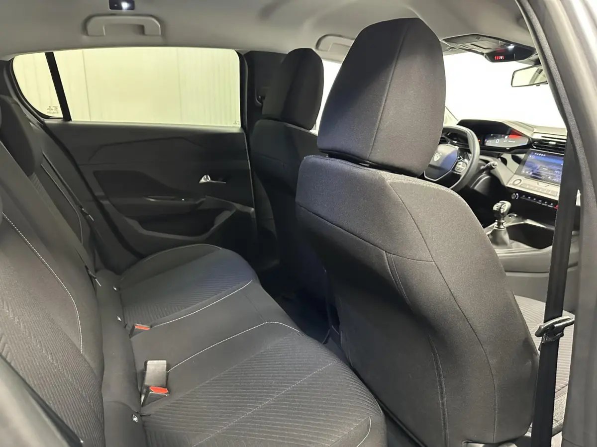 1.2 PureTech Active Pack Business CARPLAY NAVI CRUISE ECC.