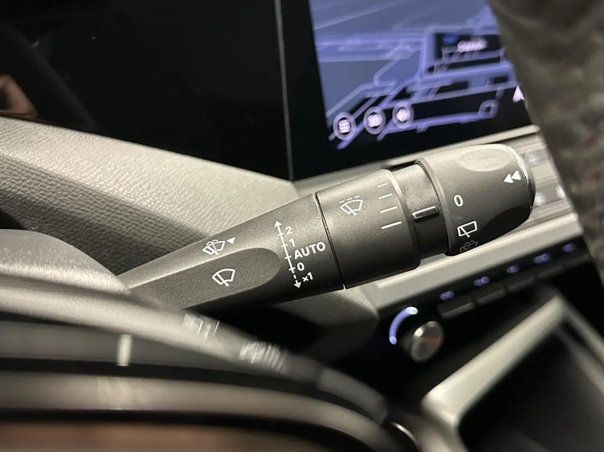 1.2 PureTech Active Pack Business CARPLAY NAVI CRUISE ECC.