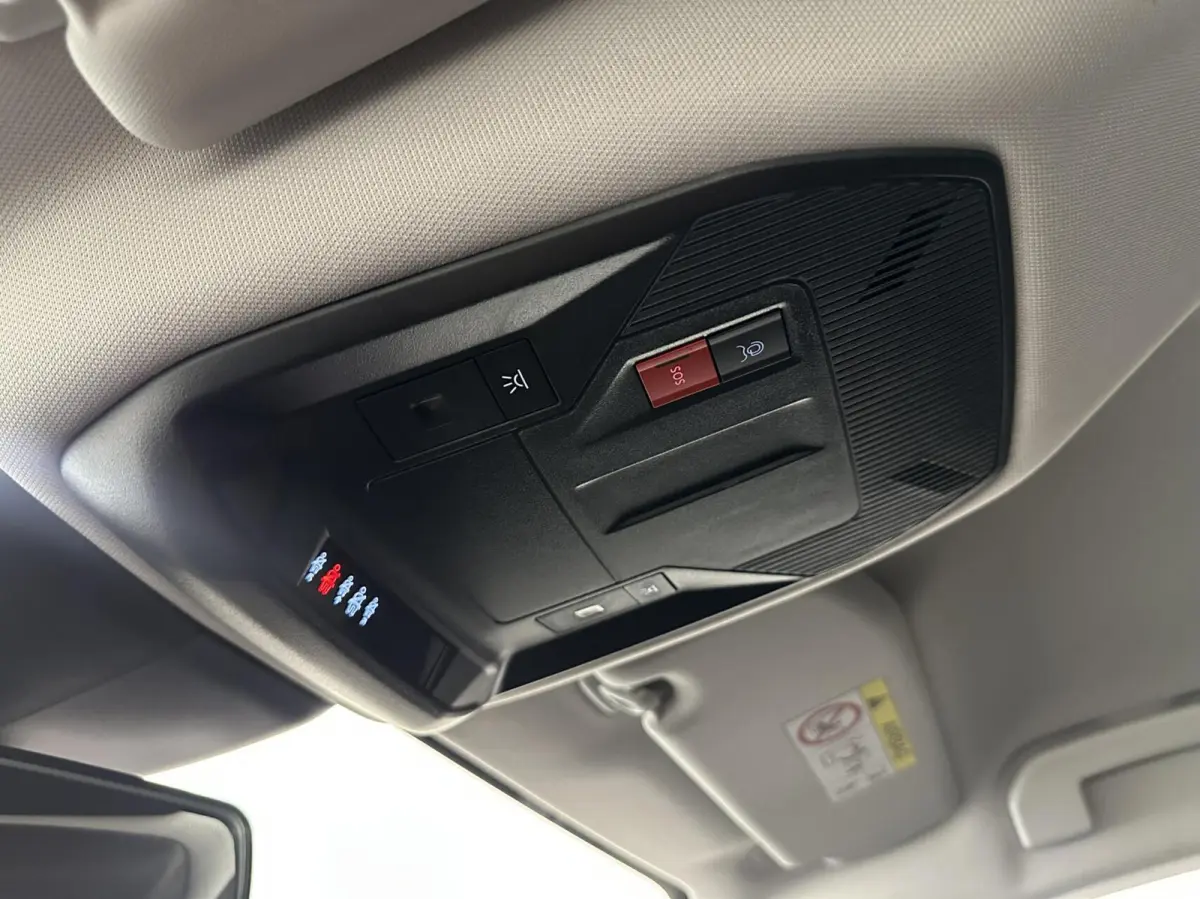 1.2 PureTech Active Pack Business CARPLAY NAVI CRUISE ECC.