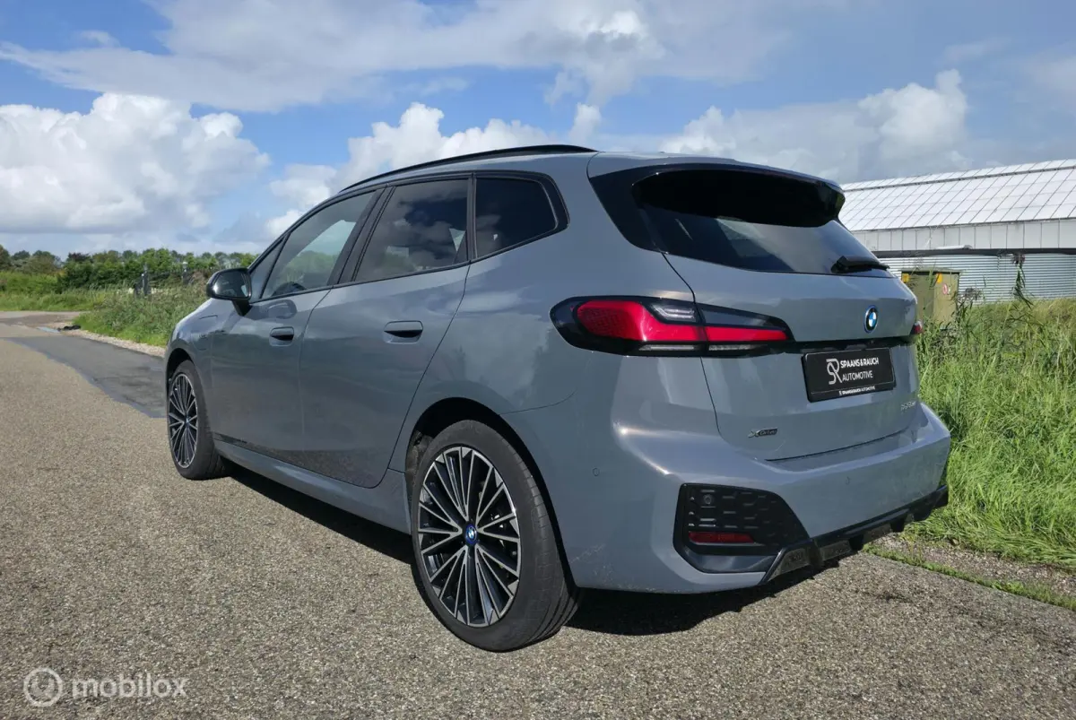 225e xDrive / Pano / HK Audio