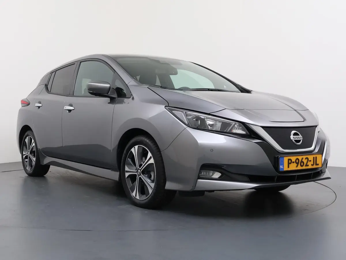N-Connecta 40 kWh SOH 90,4%| Adapt. Cruise | Stoel- & Stuurverw. |