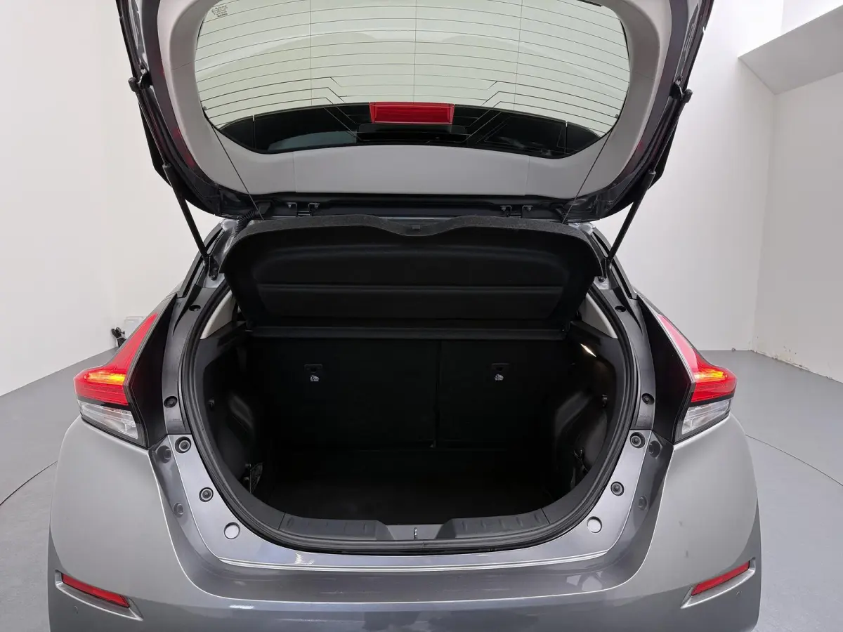 N-Connecta 40 kWh SOH 90,4%| Adapt. Cruise | Stoel- & Stuurverw. |