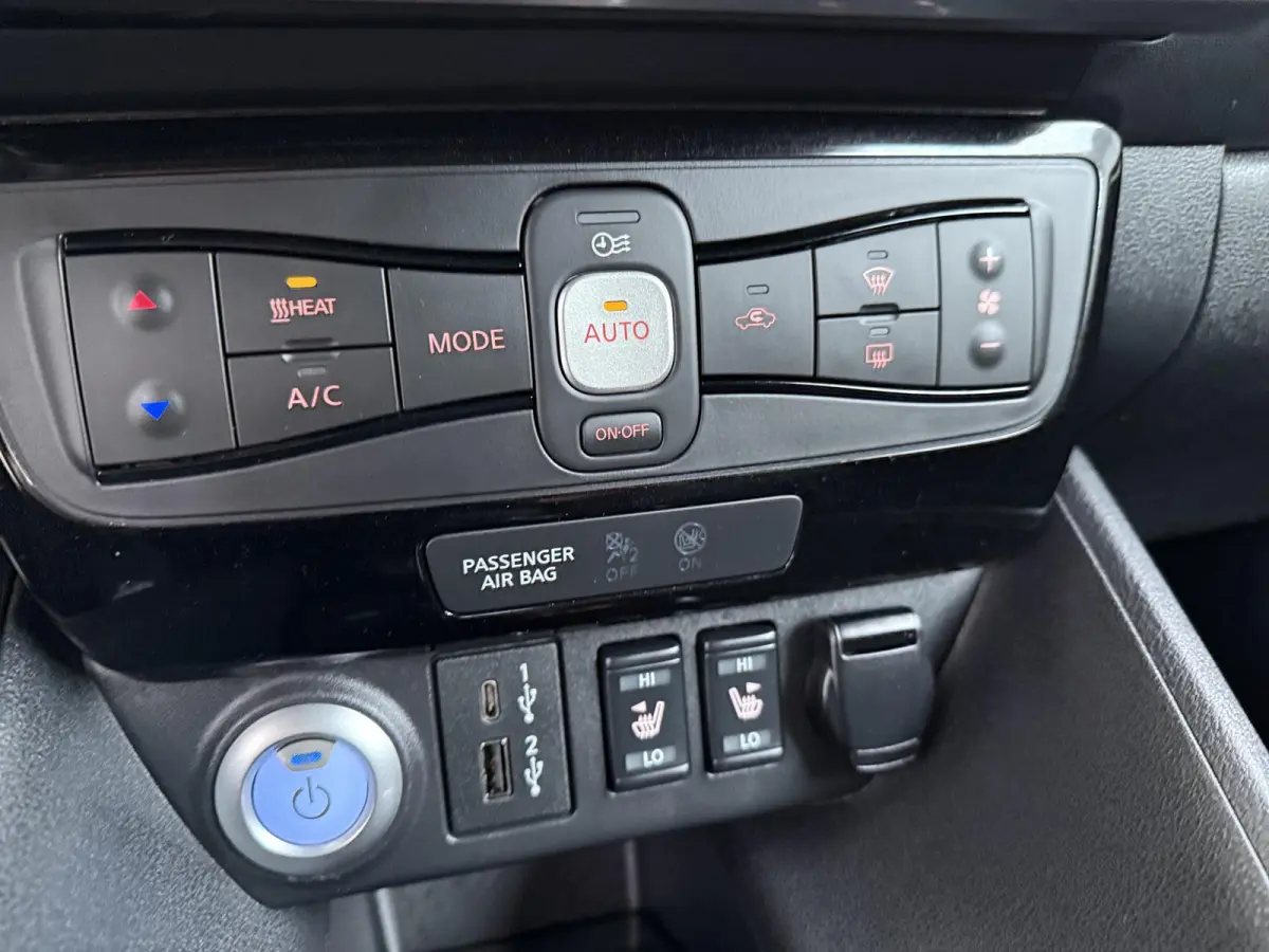 N-Connecta 40 kWh SOH 90,4%| Adapt. Cruise | Stoel- & Stuurverw. |