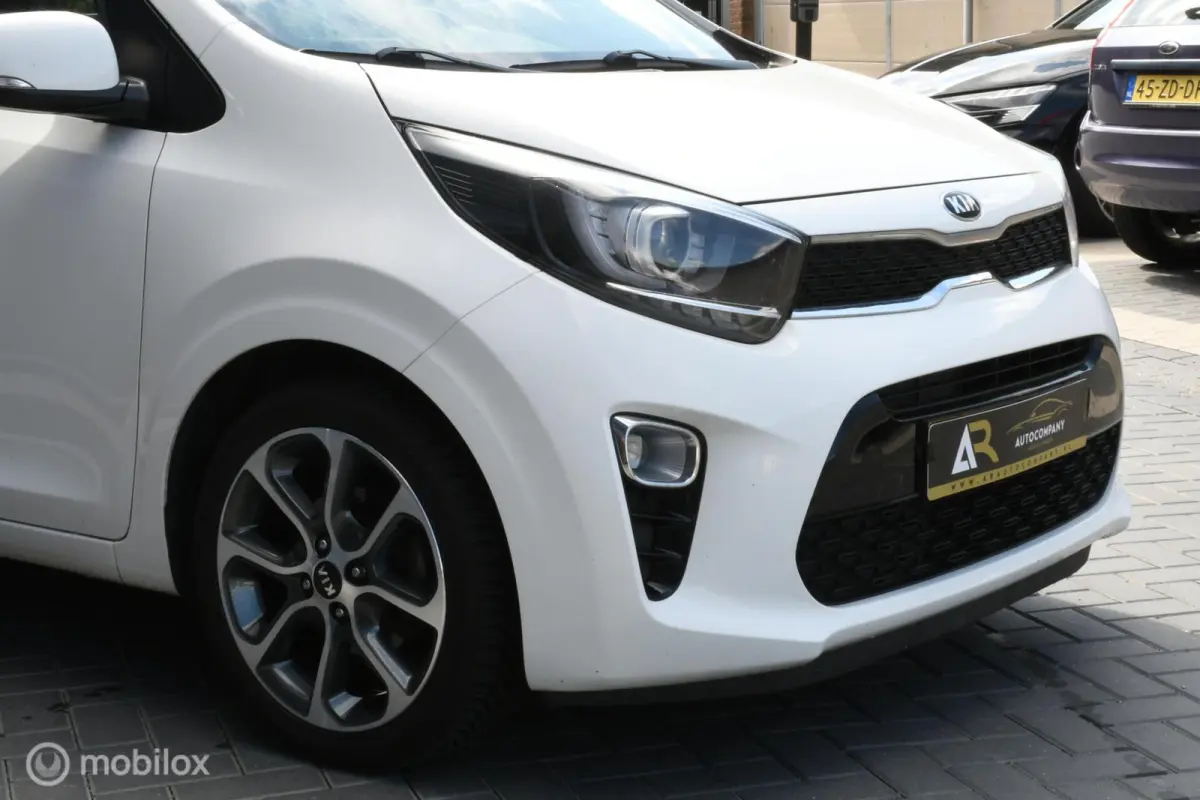 1.0 CVVT Design Edition CARPLAY/CAMERA/CLIMA