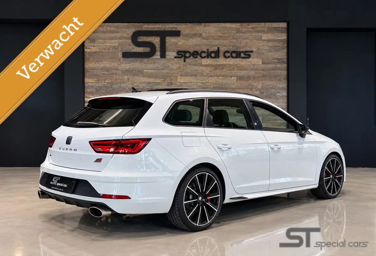2.0 TSI CUPRA 300 4DRIVE|Pano|Beats|Brem|370pk