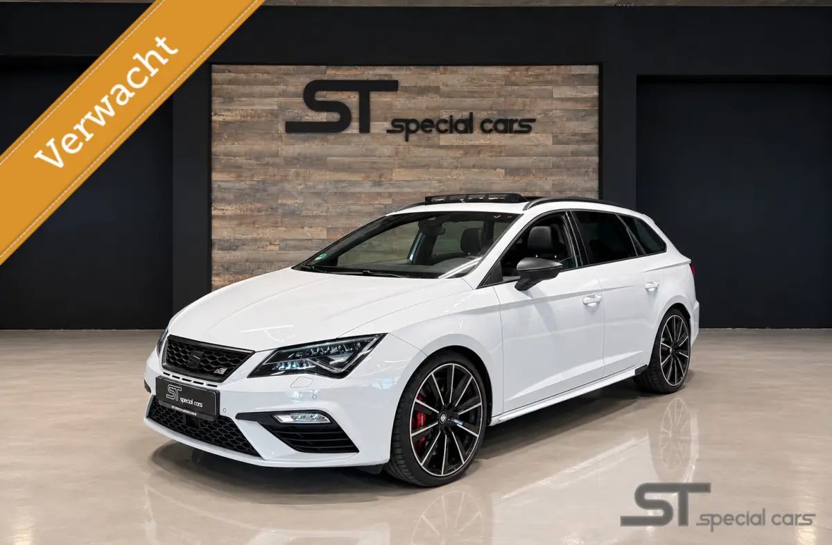 2.0 TSI CUPRA 300 4DRIVE|Pano|Beats|Brem|370pk