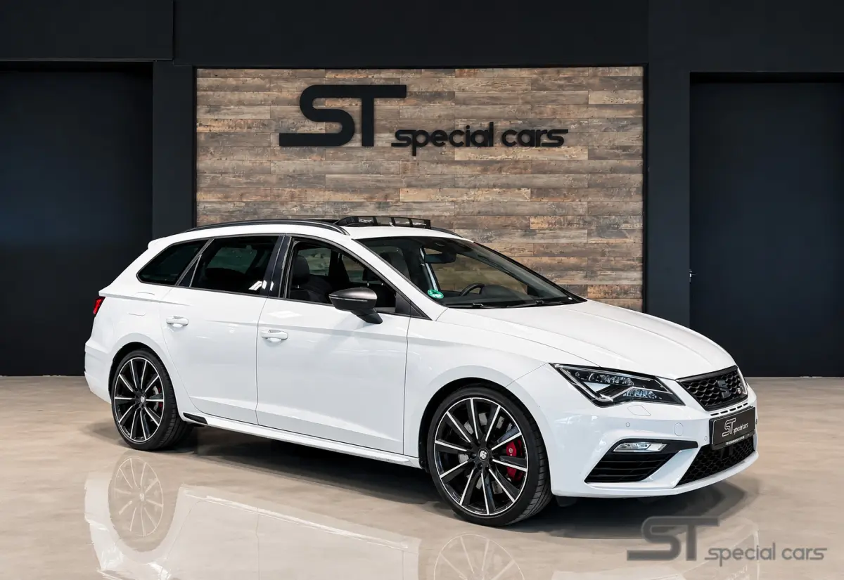 2.0 TSI CUPRA 300 4DRIVE|Pano|Brembo|ABT 370pk