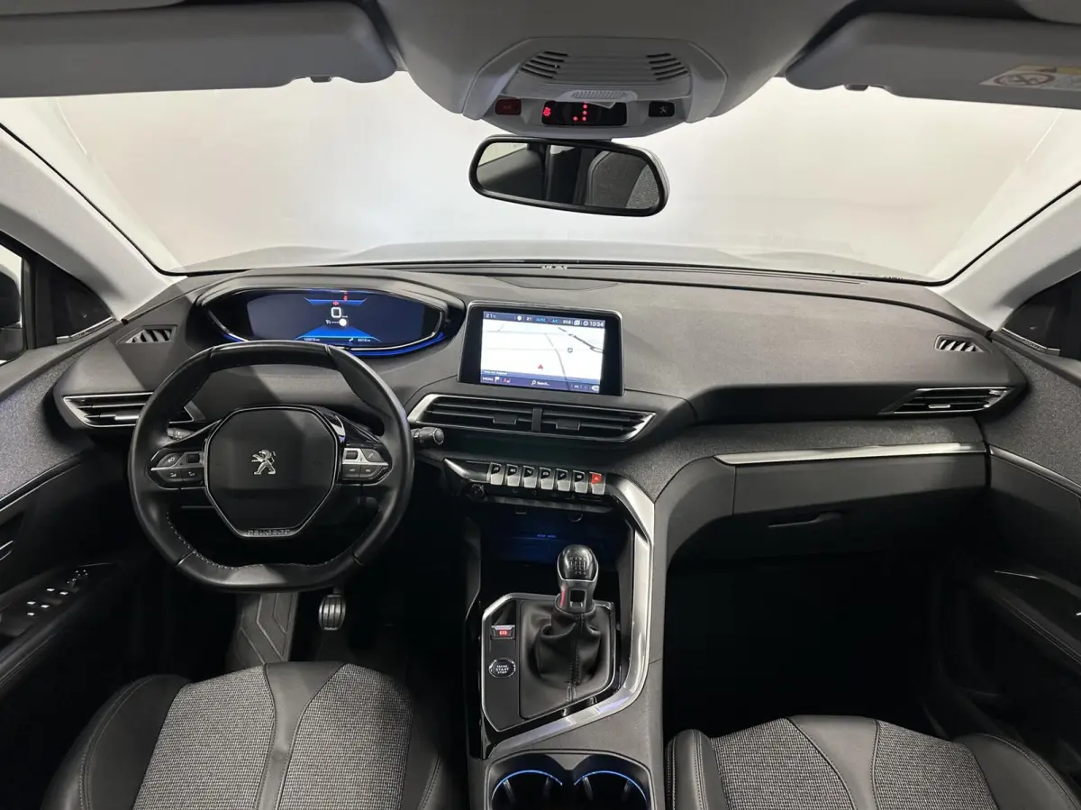 1.2 PureTech Blue Lease Premium CAMERA NAVI ECC CARPLAY LM CRUISE LED.