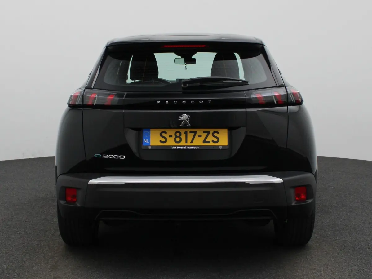 EV Active Pack 50 kWh | Parkeersensoren | Climate control | Apple Carplay/Android Auto
