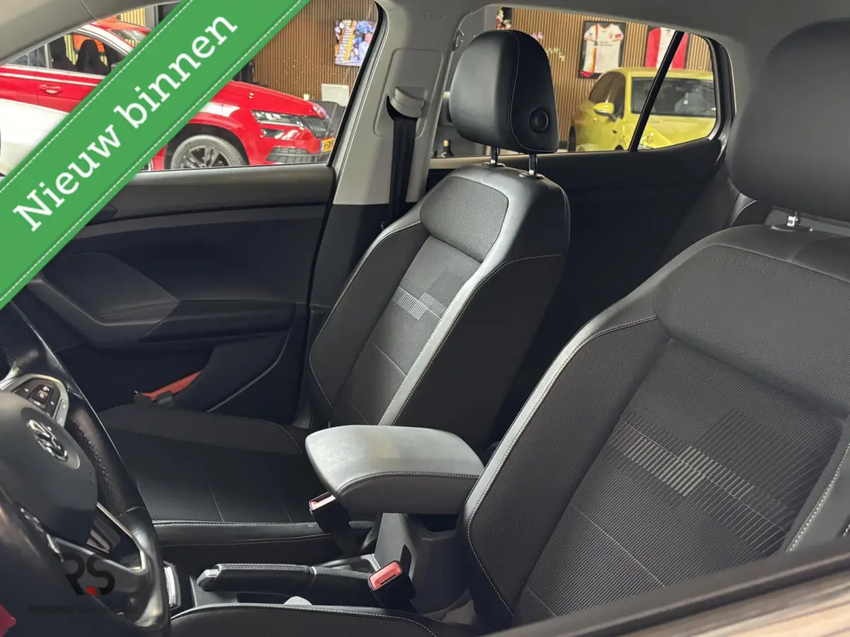 1.0 TSI 115 pk DSG Style | Navi | LED | Camera | ACC | PDC | Virtual | Trekh | CarPlay | DAB | Org NL |