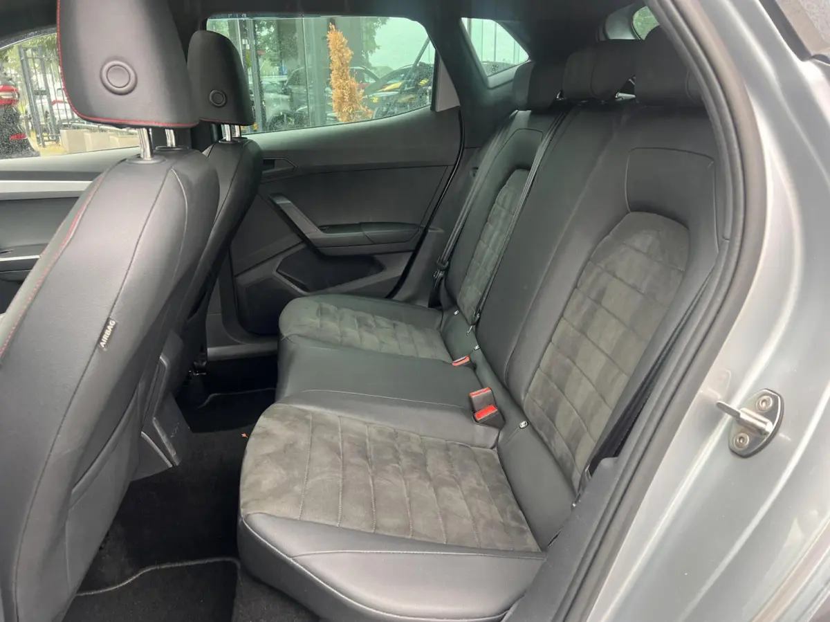 1.0 TSI FR Business Intense Beats Pano LED NL NAP