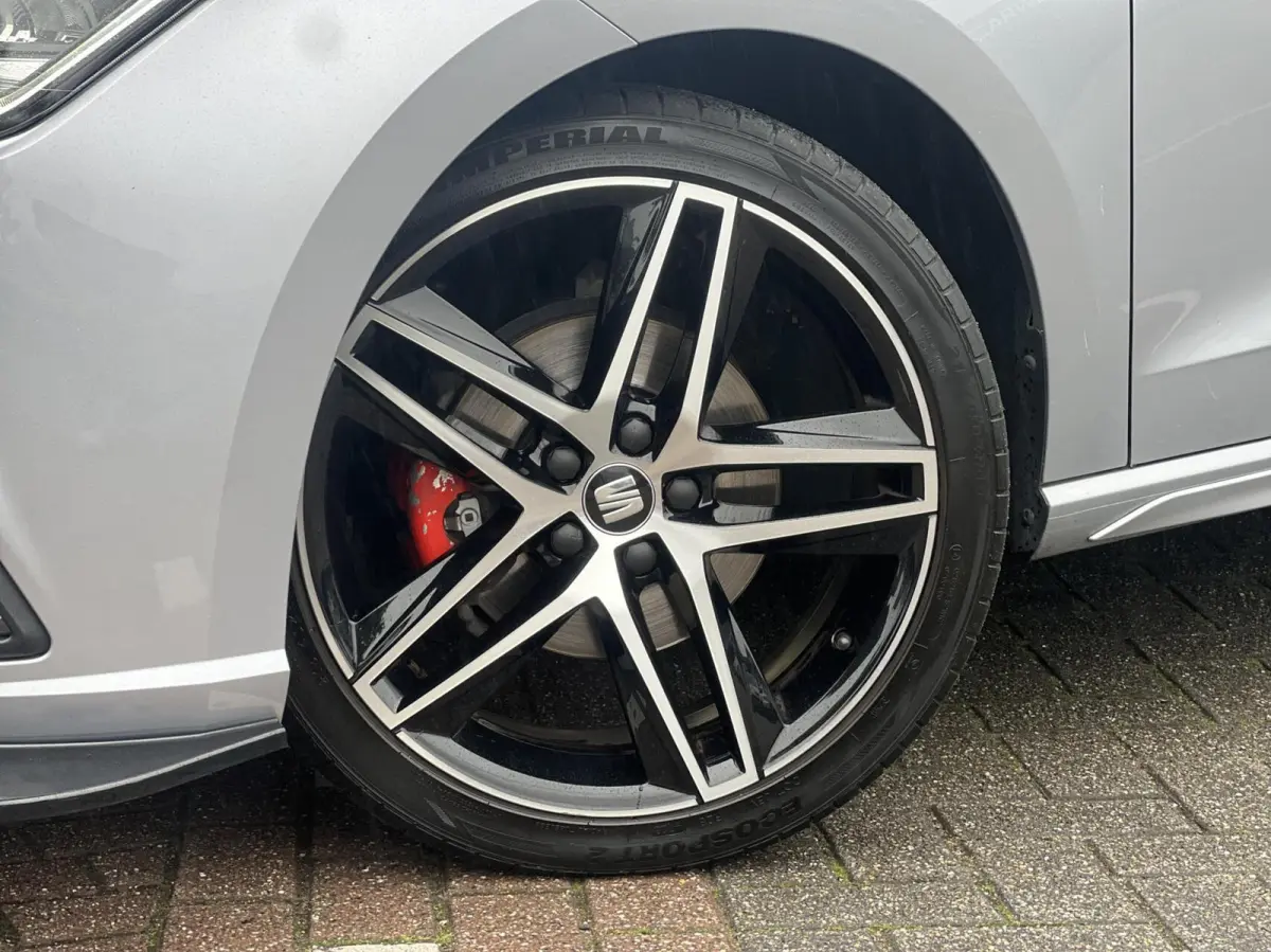 1.0 TSI FR Business Intense Beats Pano LED NL NAP