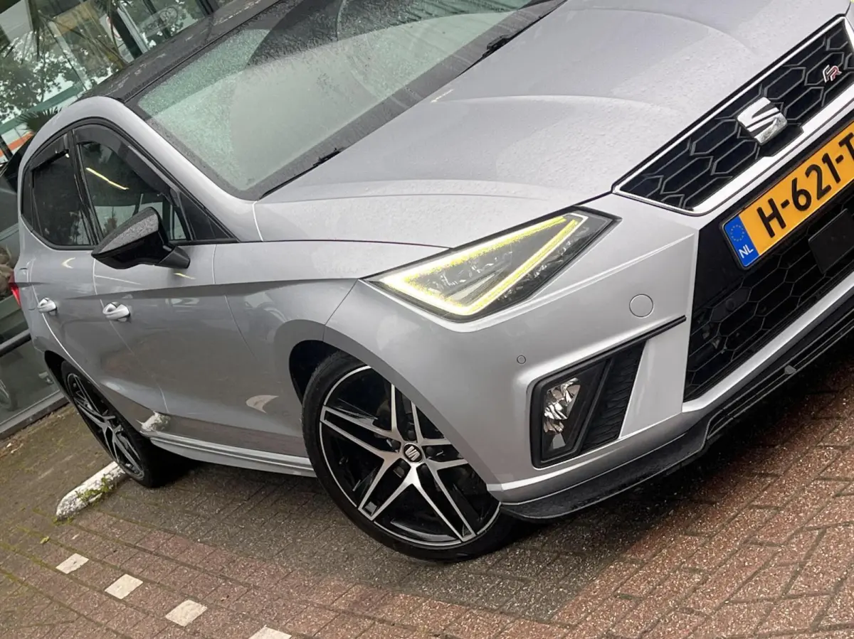 1.0 TSI FR Business Intense Beats Pano LED NL NAP