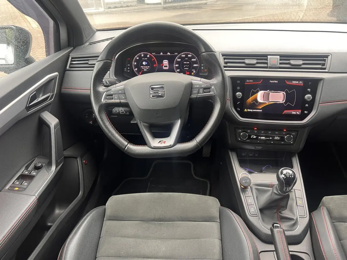 1.0 TSI FR Business Intense Beats Pano LED NL NAP