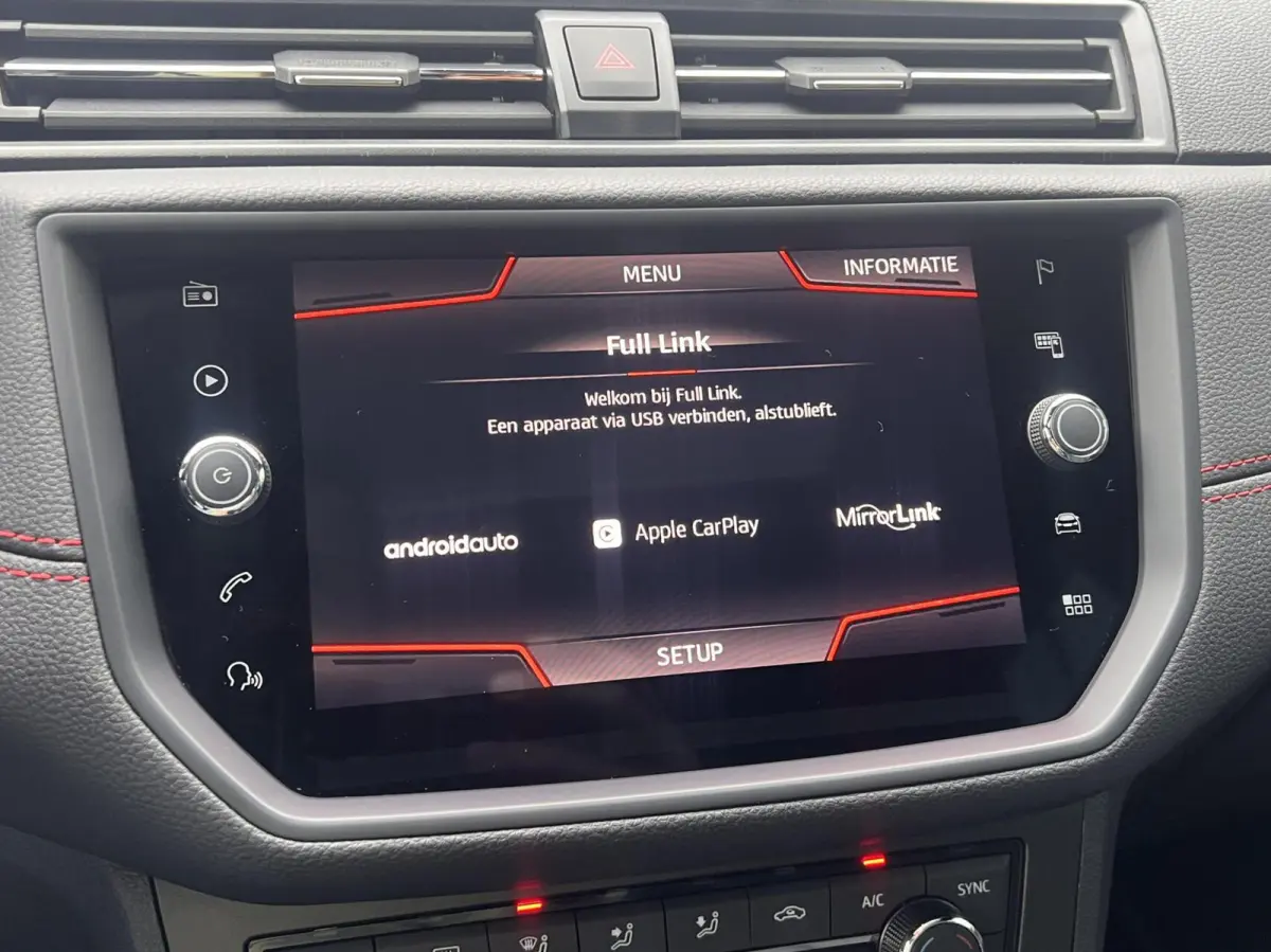 1.0 TSI FR Business Intense Beats Pano LED NL NAP