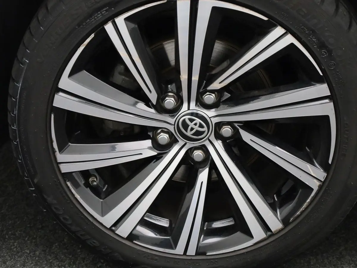 1.8 Hybrid Dynamic | NAVIGATIE | CAMERA | STOELVERWARMING | CLIMATE