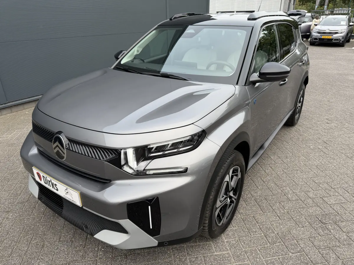 Max 113pk Comfort Range 44 kWh (Camera - Parkeersensoren V+A - Automatische Airco - Navigatie - Apple Carplay - LED - 17"incl 4S - Dodehoek detectie)