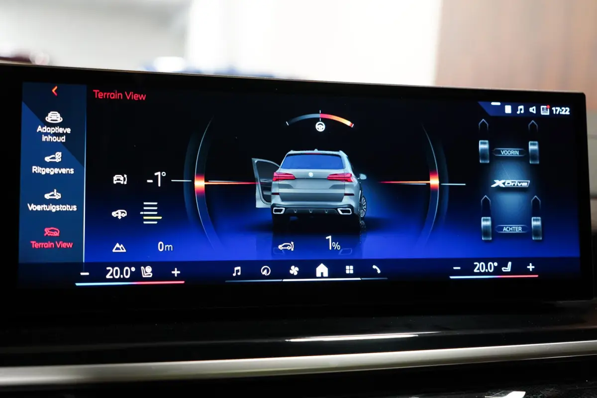 xDrive50e BTW|M-Sport|PANO|HUD|SkyLounge|H&K|Trekhaak