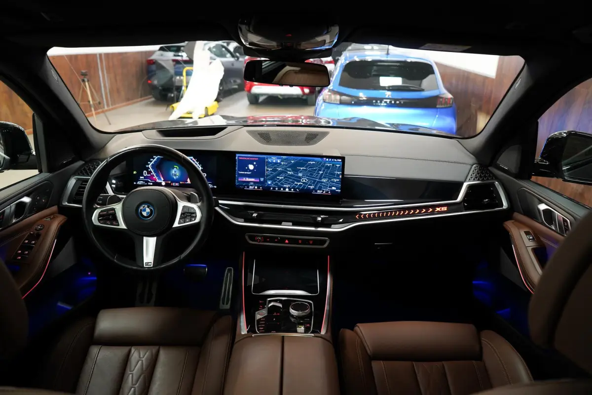 xDrive50e BTW|M-Sport|PANO|HUD|SkyLounge|H&K|Trekhaak