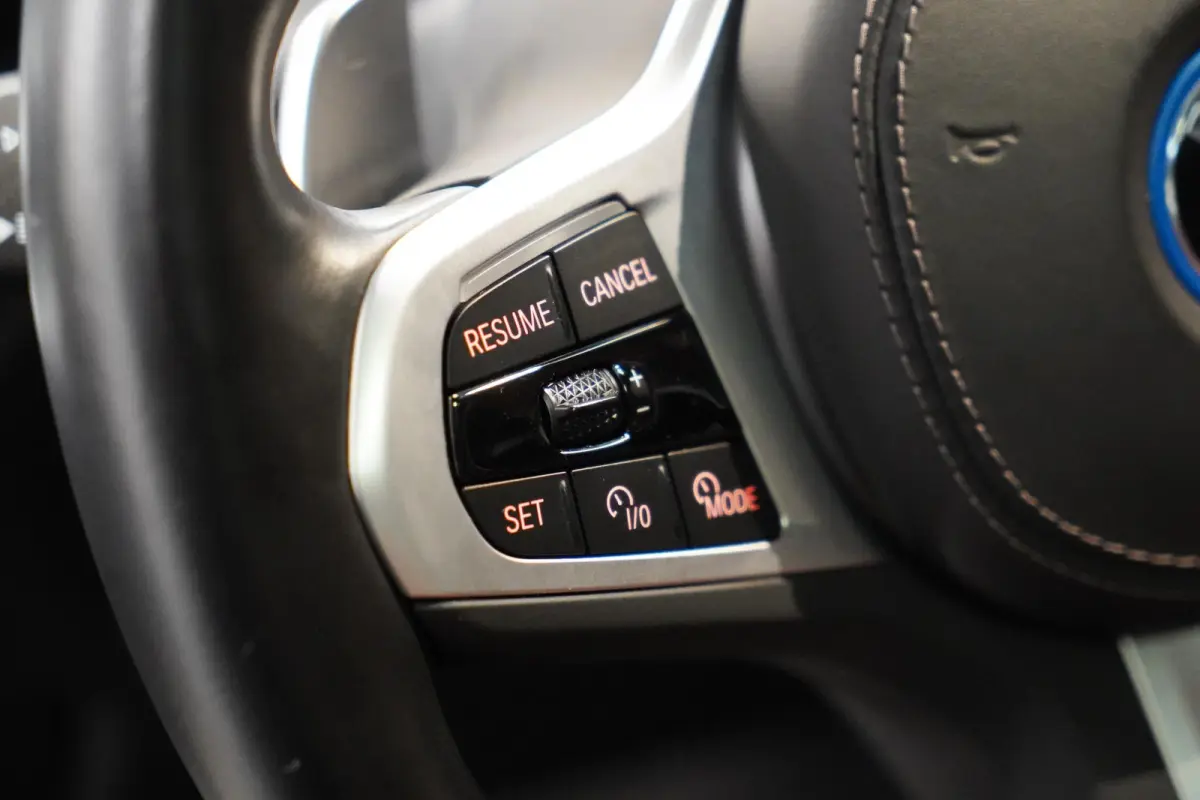 xDrive50e BTW|M-Sport|PANO|HUD|SkyLounge|H&K|Trekhaak