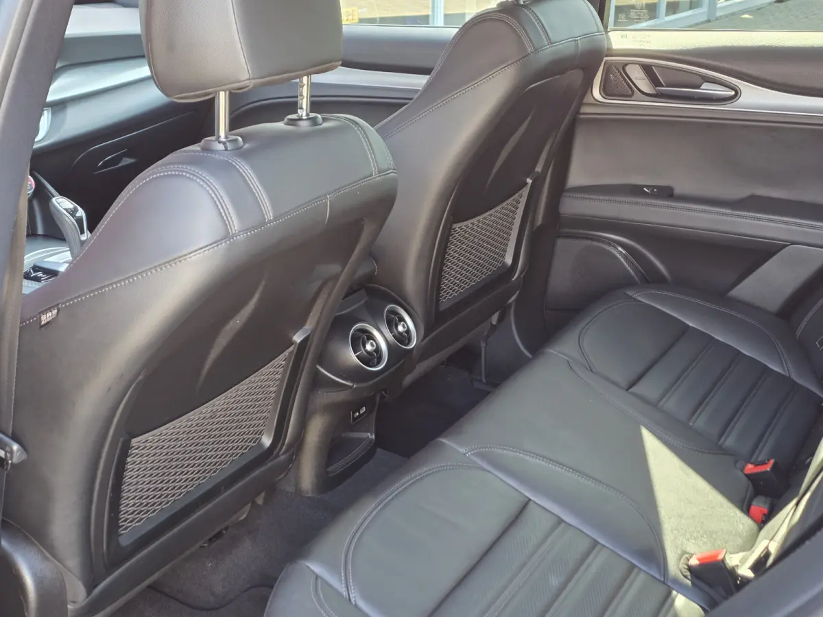 2.0 T AWD Veloce | PackDrive Assist | 20" Velgen