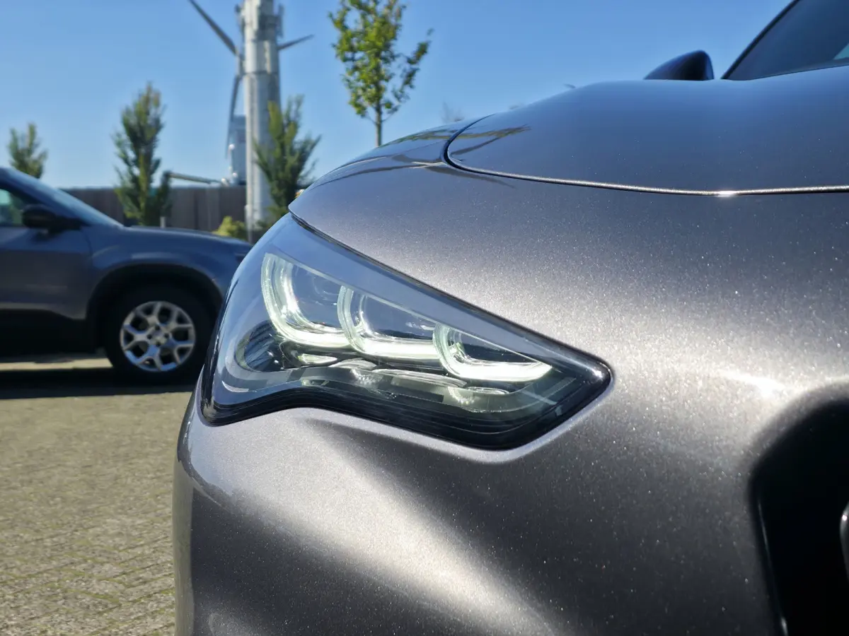 2.0 T AWD Veloce | PackDrive Assist | 20" Velgen
