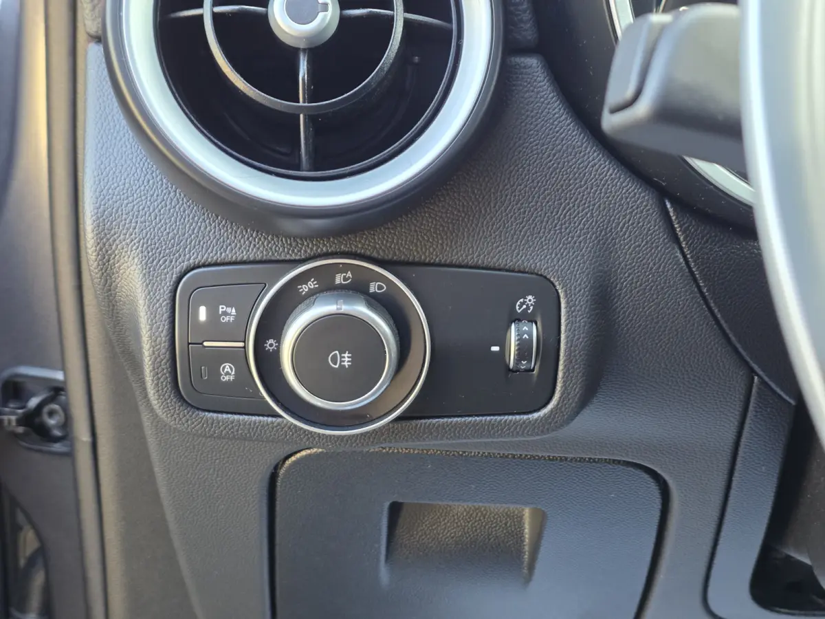 2.0 T AWD Veloce | PackDrive Assist | 20" Velgen