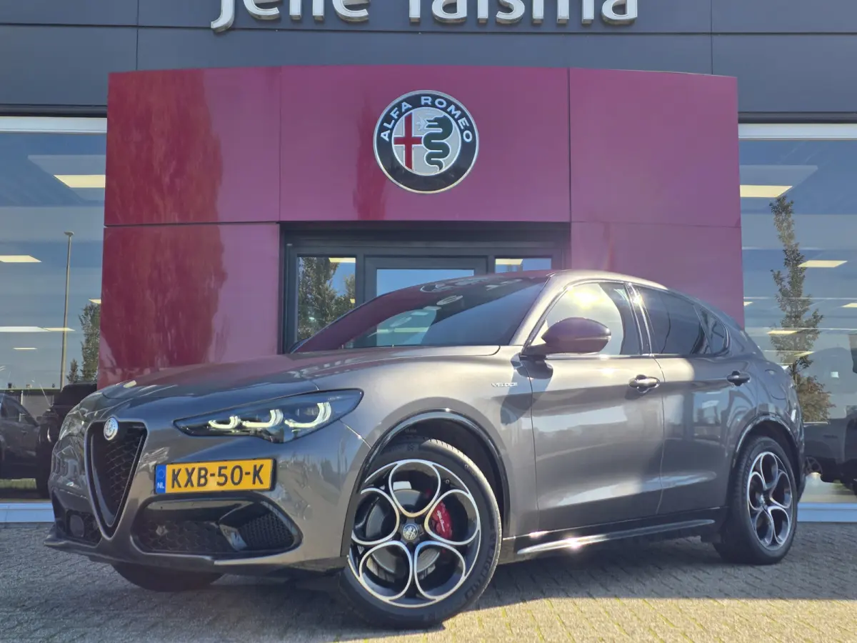 Alfa Romeo Stelvio 2024 Benzine Automatisch leasen