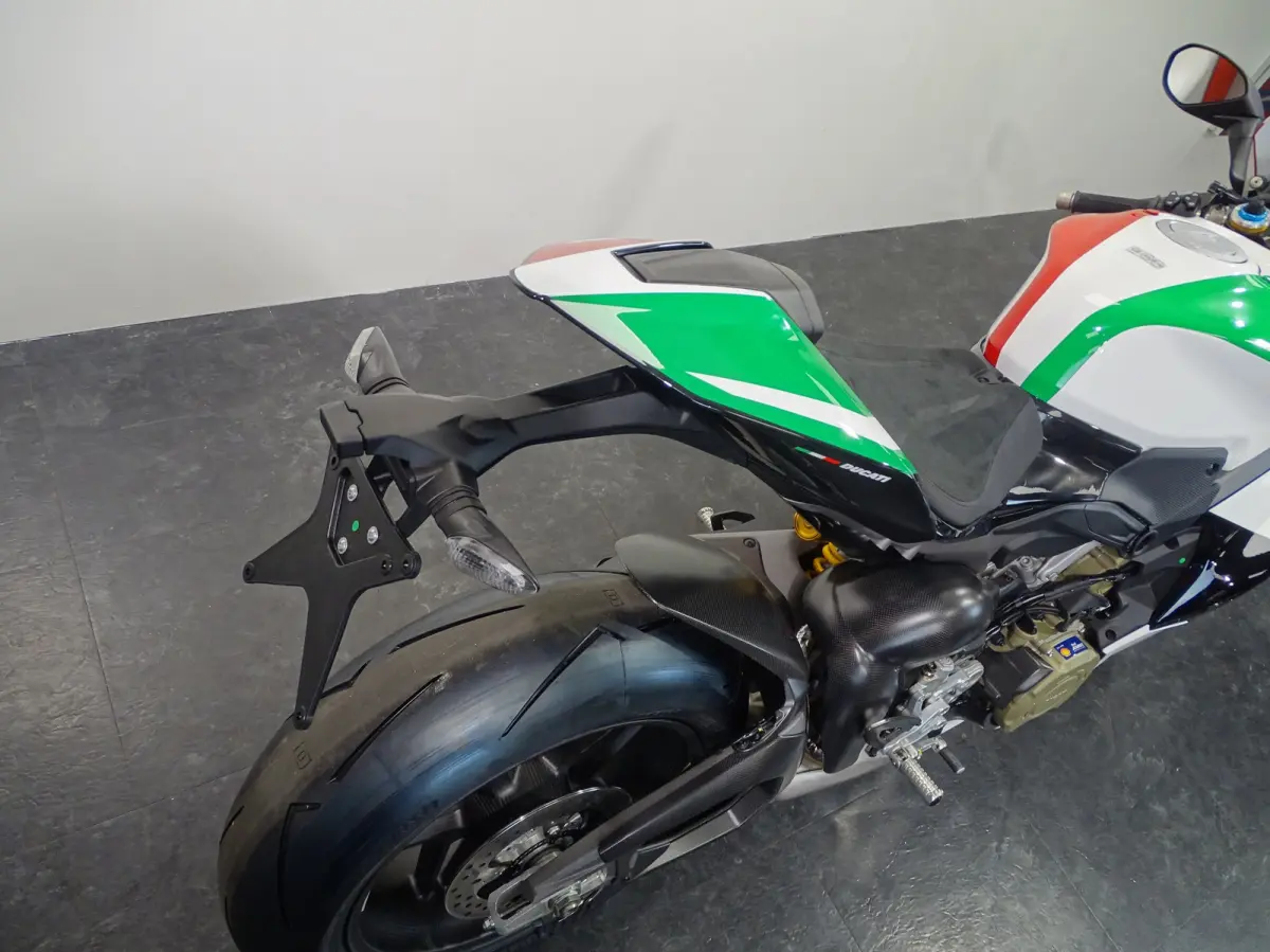 TRICOLORE